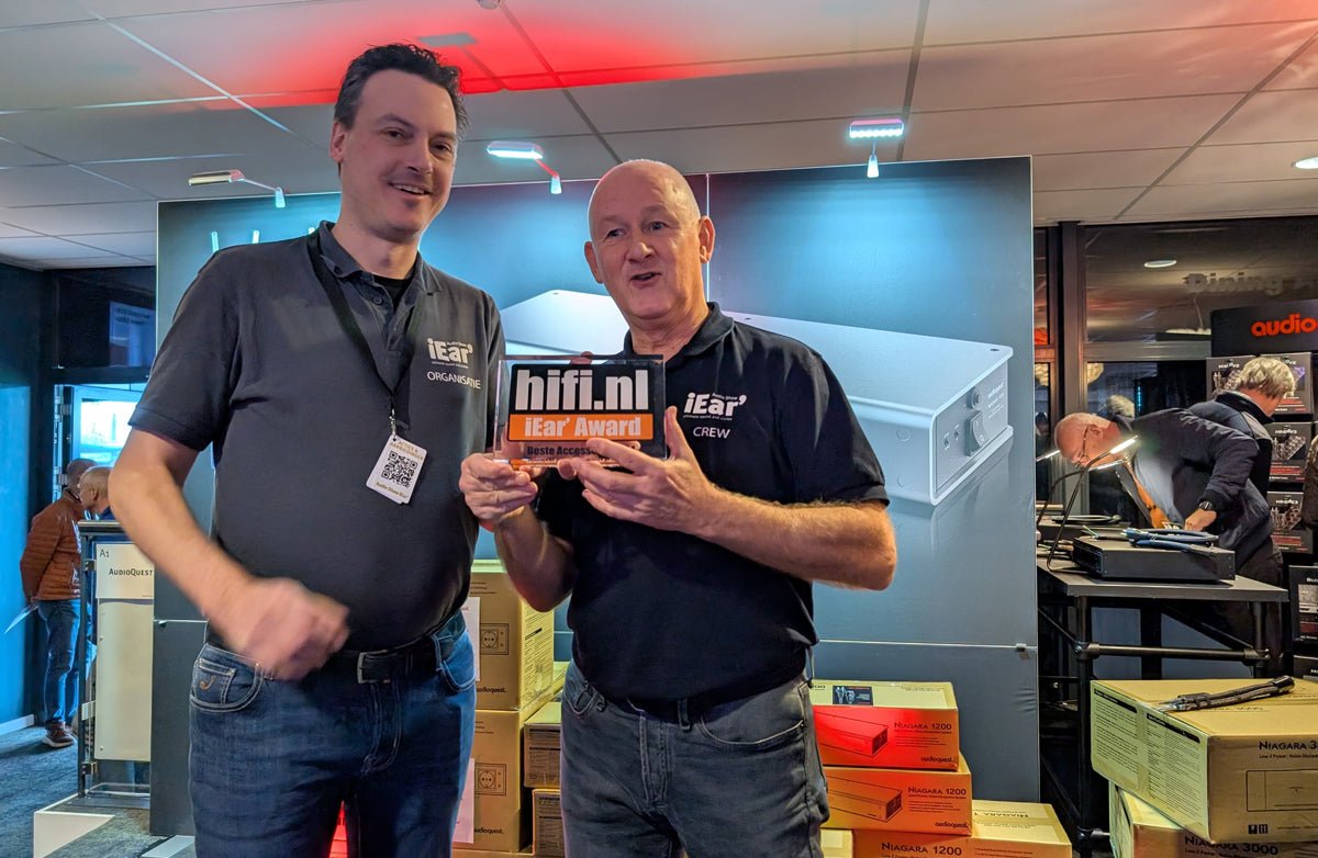 PowerQuest 707 Wins iEar HiFi Award - AudioQuest